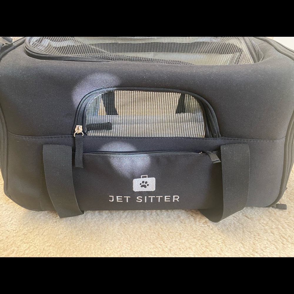 Dog carrier